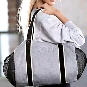NWT VICTORIA'S SECRET GREY SOFT SPORT FLEECE MEDIUM DUFFLE BAG BLACK MESH SIDES